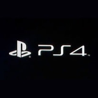 索尼宣布 PS4 时表示，游戏不再只关乎主机，而是关乎最佳游戏场所